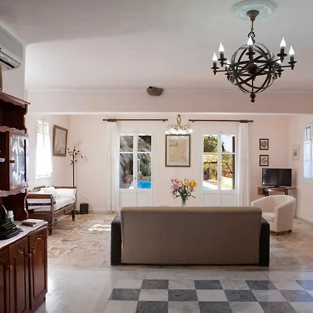 Evi * Lefkada City